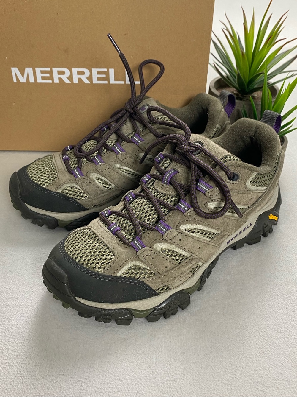 Merrell Moab 2 Vent Low Top Hiking Shoes | Olive